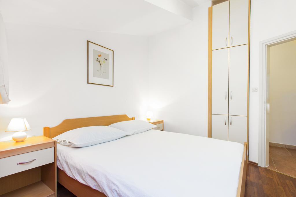 Vila Jadranka Vodice Exterior foto
